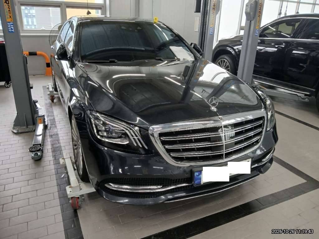 Mercedes-Benz S560 4Matic L Automatic